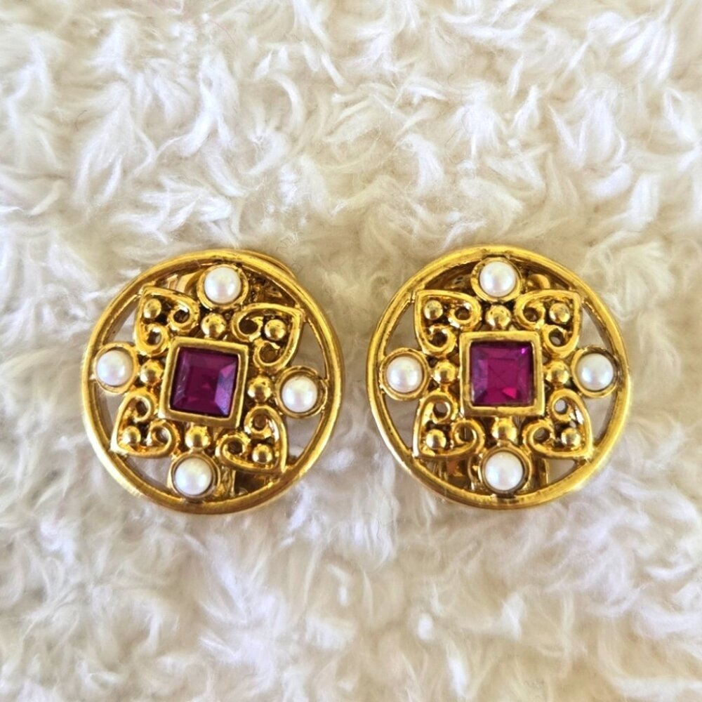 Vintage Clip-On Earrings Gold tone w faux Pearl and Ruby accent PRICE FIRM